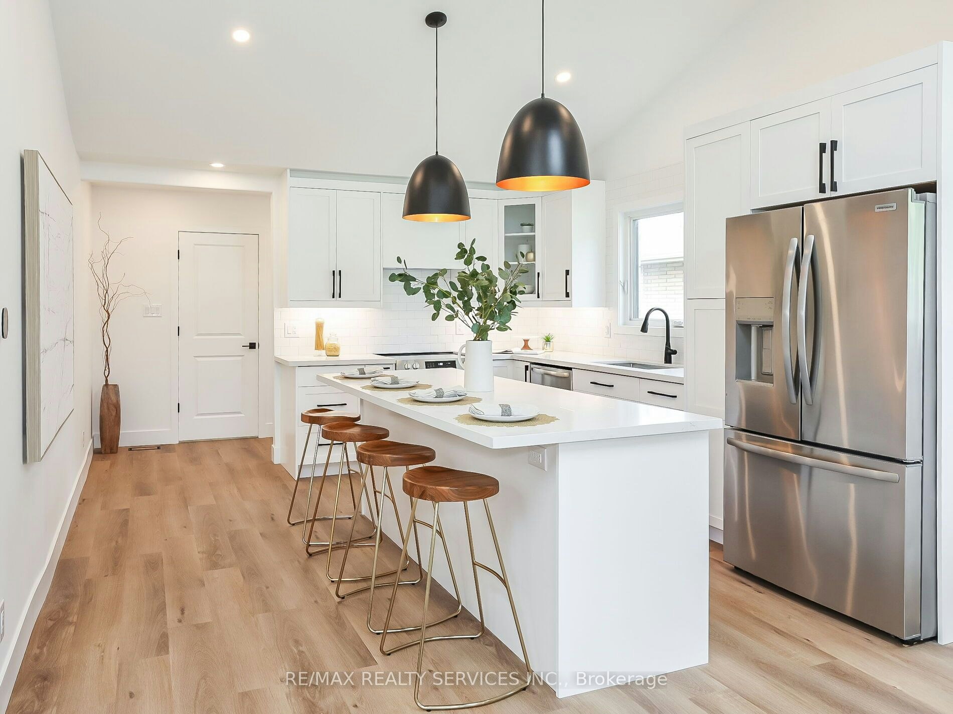 6364 Sherwood Road, Niagara Falls, ON, L2E 5L8 - 2