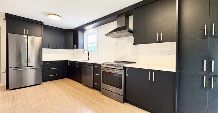112 St. Augustine Drive, St. Catharines, ON, L2P 3W9 - 6