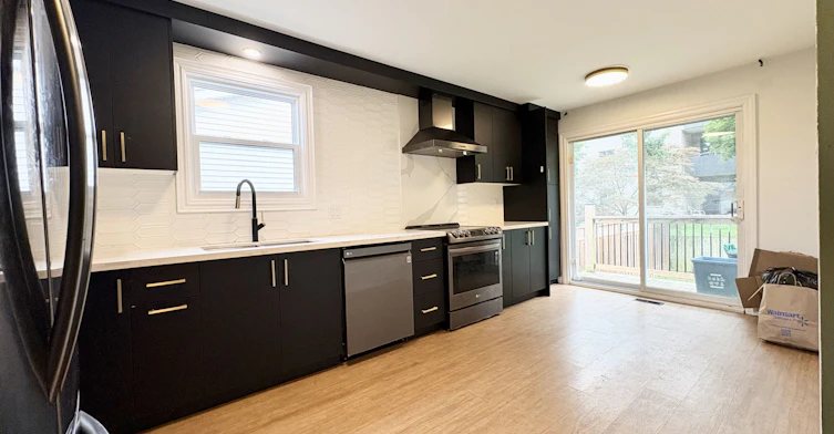 112 St. Augustine Drive, St. Catharines, ON, L2P 3W9 - 5