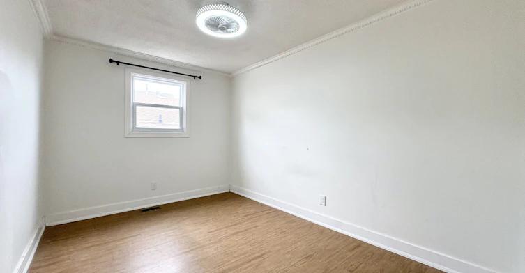 112 St. Augustine Drive, St. Catharines, ON, L2P 3W9 - 8