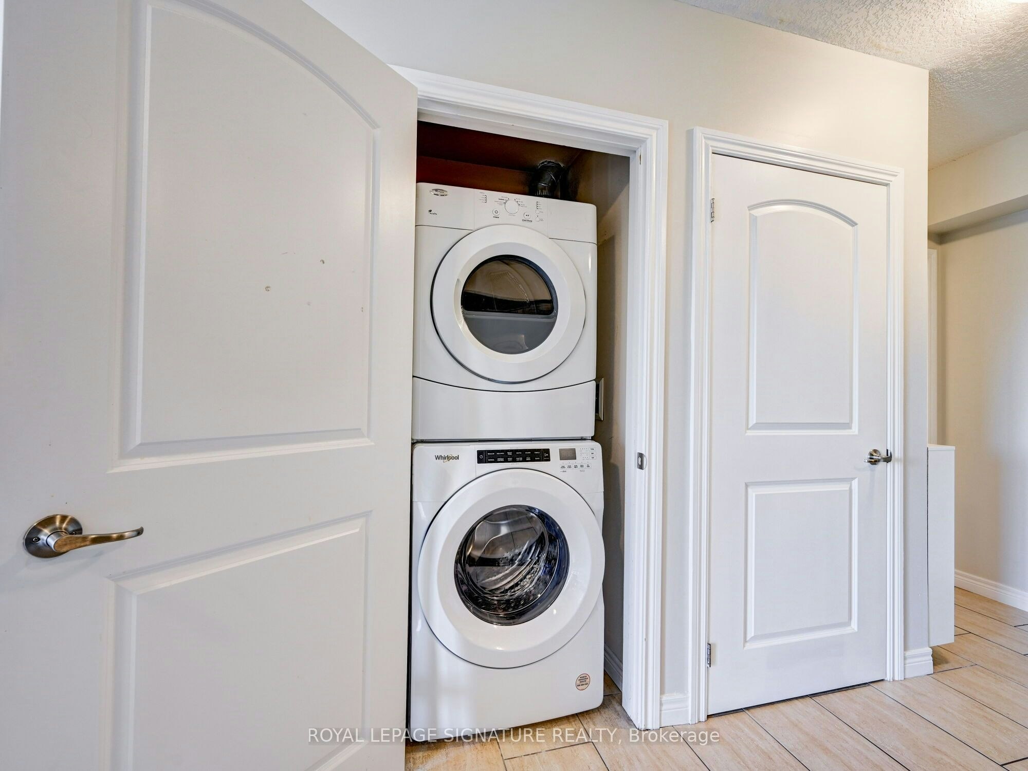 205-886 Golf Links Road, Hamilton, ON, L9K 1J8 - 8