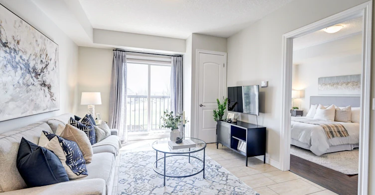 205-886 Golf Links Road, Hamilton, ON, L9K 1J8 - 2