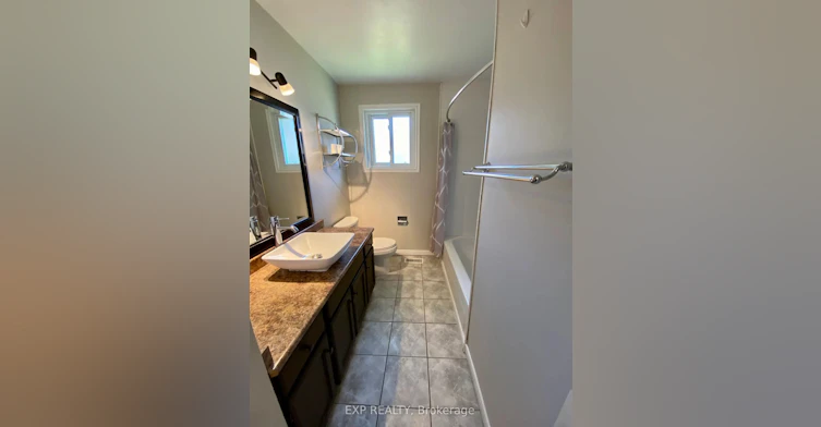 Upper-92 Leaside Drive, Welland, ON, L3C 6B2 - 4