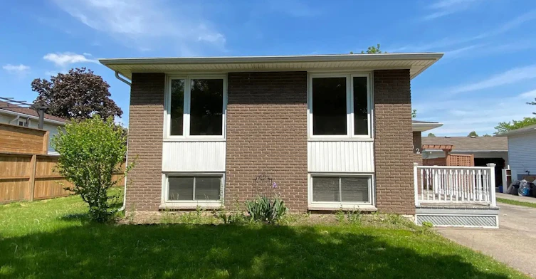 Upper-92 Leaside Drive, Welland, ON, L3C 6B2