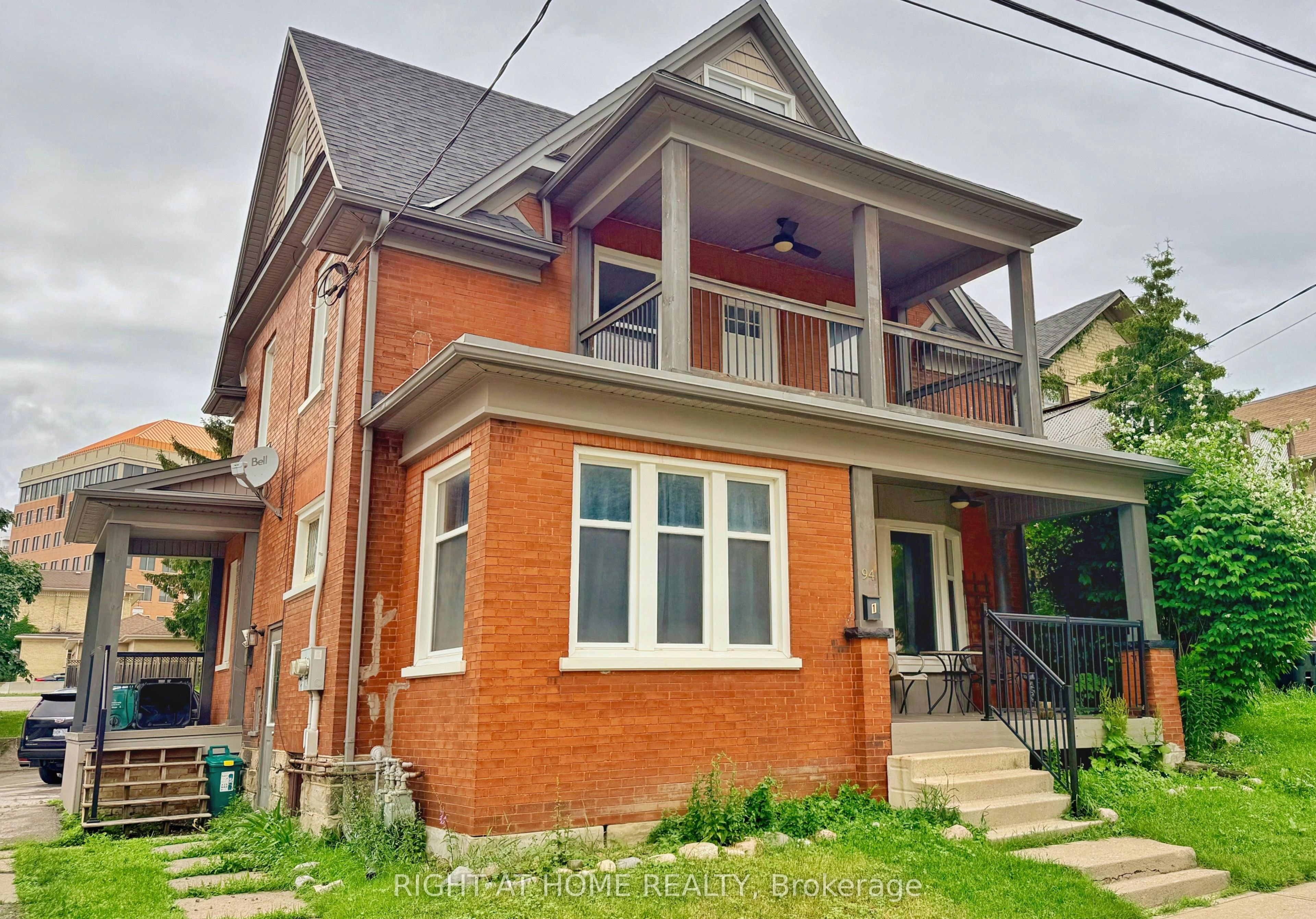 2-94 Scott Street, Kitchener, ON, N2H 2R5