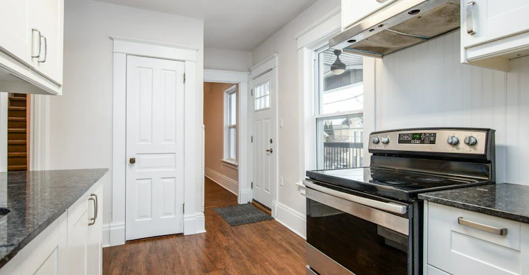 2-94 Scott Street, Kitchener, ON, N2H 2R5 - 3