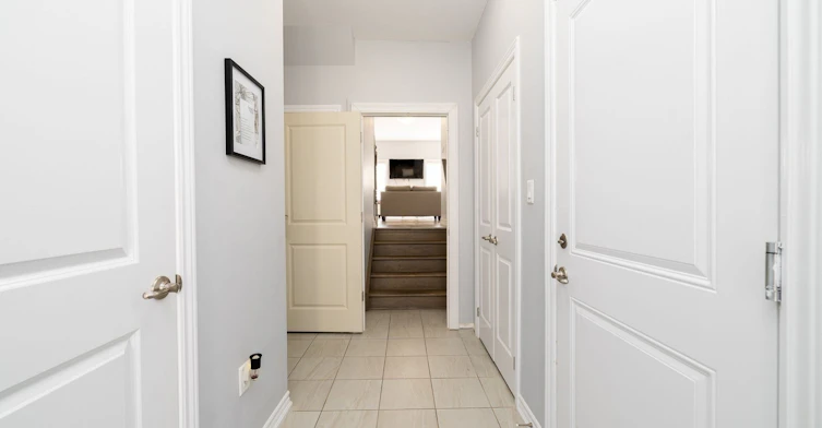 44 (Main)-324 Equestrian Way, Cambridge, ON, N3E 0E2 - 3