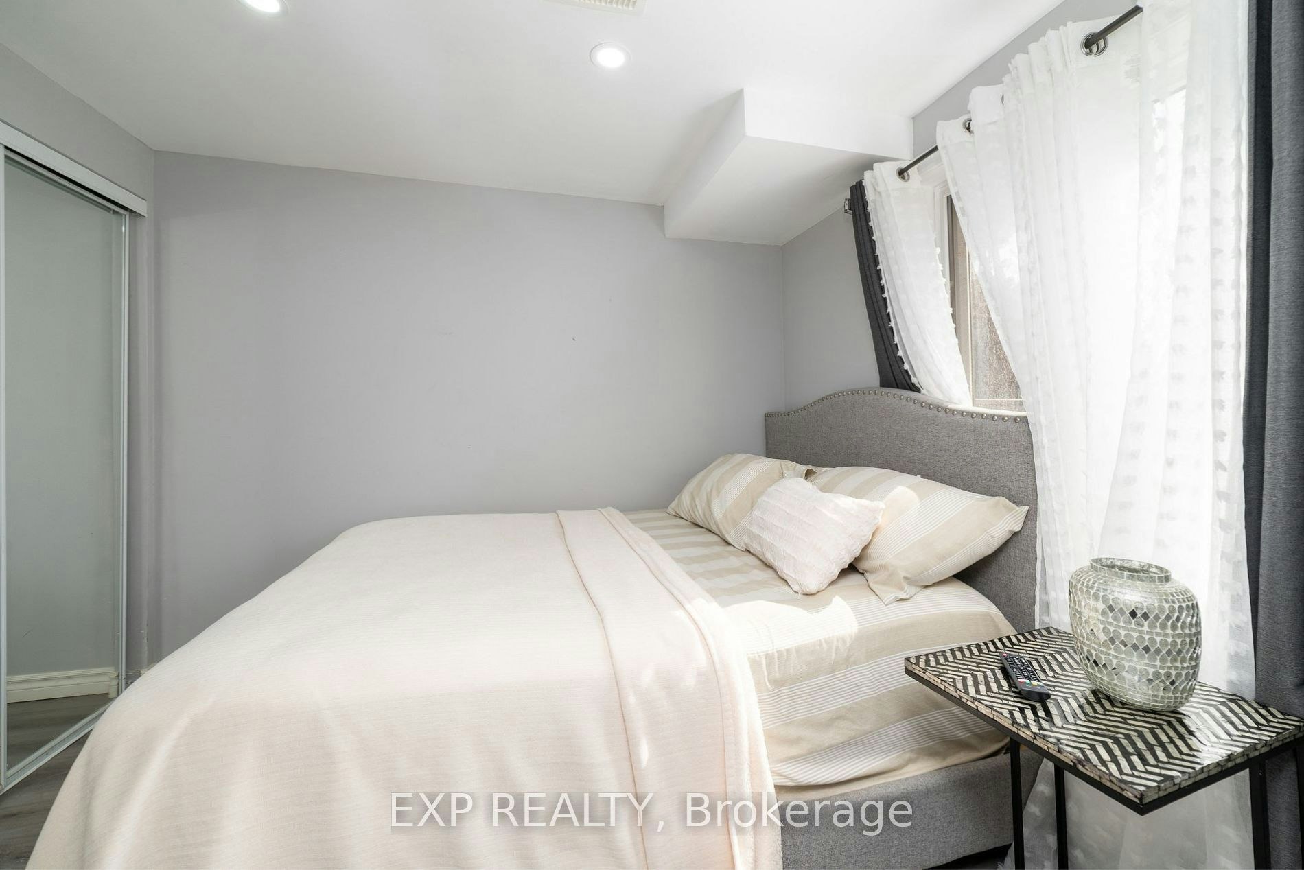 44 (Main)-324 Equestrian Way, Cambridge, ON, N3E 0E2 - 16