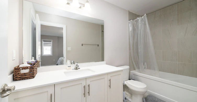 44 (Main)-324 Equestrian Way, Cambridge, ON, N3E 0E2 - 19