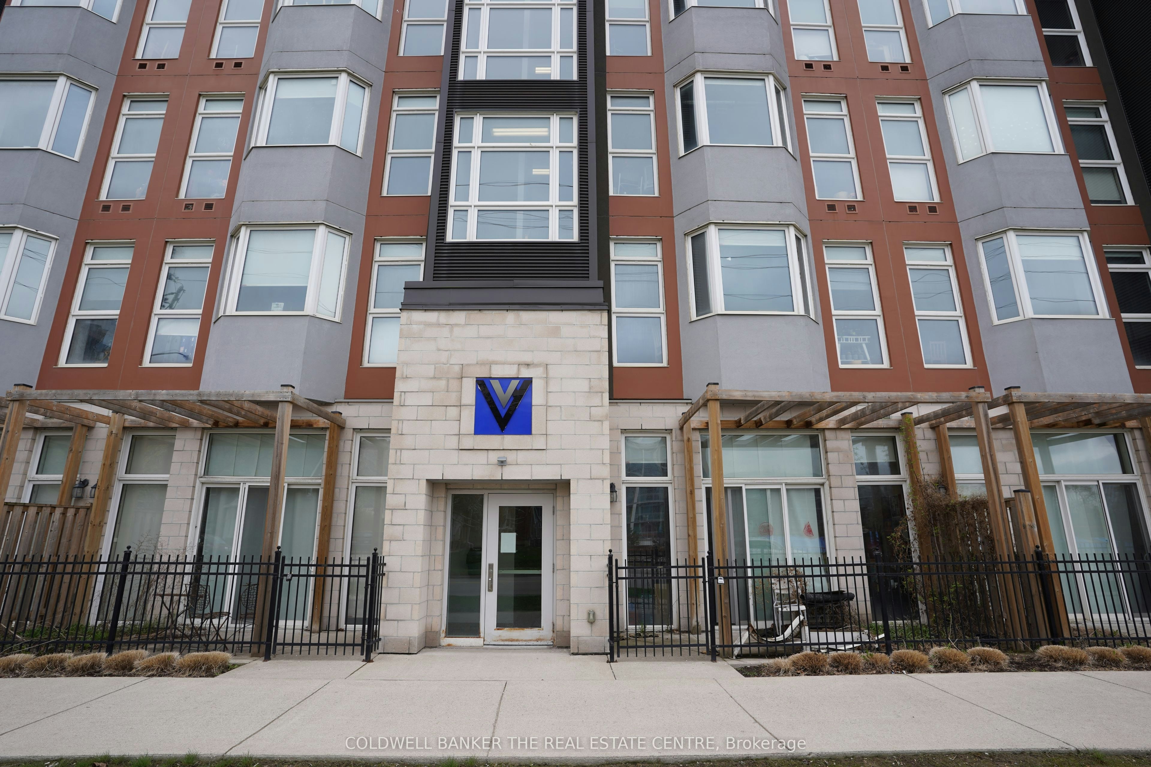 113-253 Albert Street, Waterloo, ON, N2L 3T7