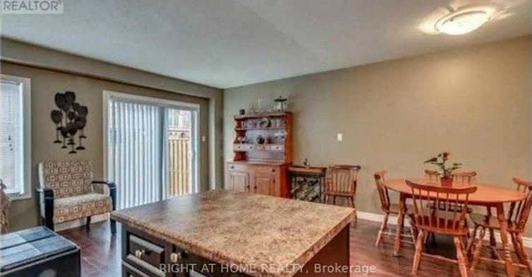 69-20 Mcconkey Crescent, Brantford, ON, N3S 0B8 - 8