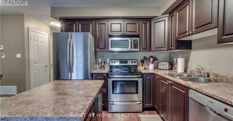 69-20 Mcconkey Crescent, Brantford, ON, N3S 0B8 - 5