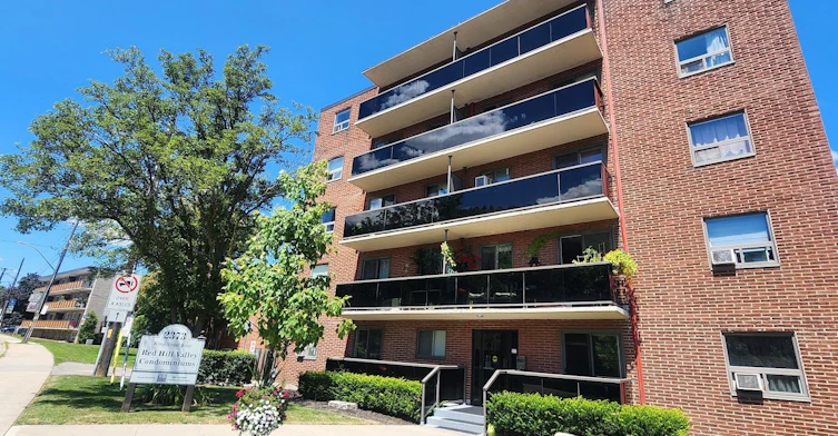51-2373 King Street E, Hamilton, ON, L8K 1X9