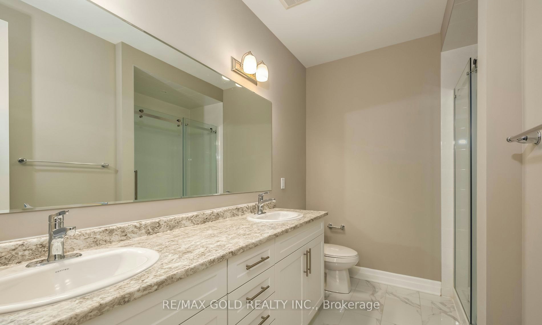 42 Milt Schmidt Street, Kitchener, ON, N2R 0T2 - 17