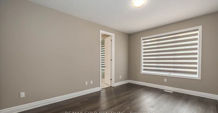 42 Milt Schmidt Street, Kitchener, ON, N2R 0T2 - 31