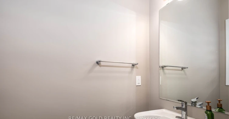 42 Milt Schmidt Street, Kitchener, ON, N2R 0T2 - 5