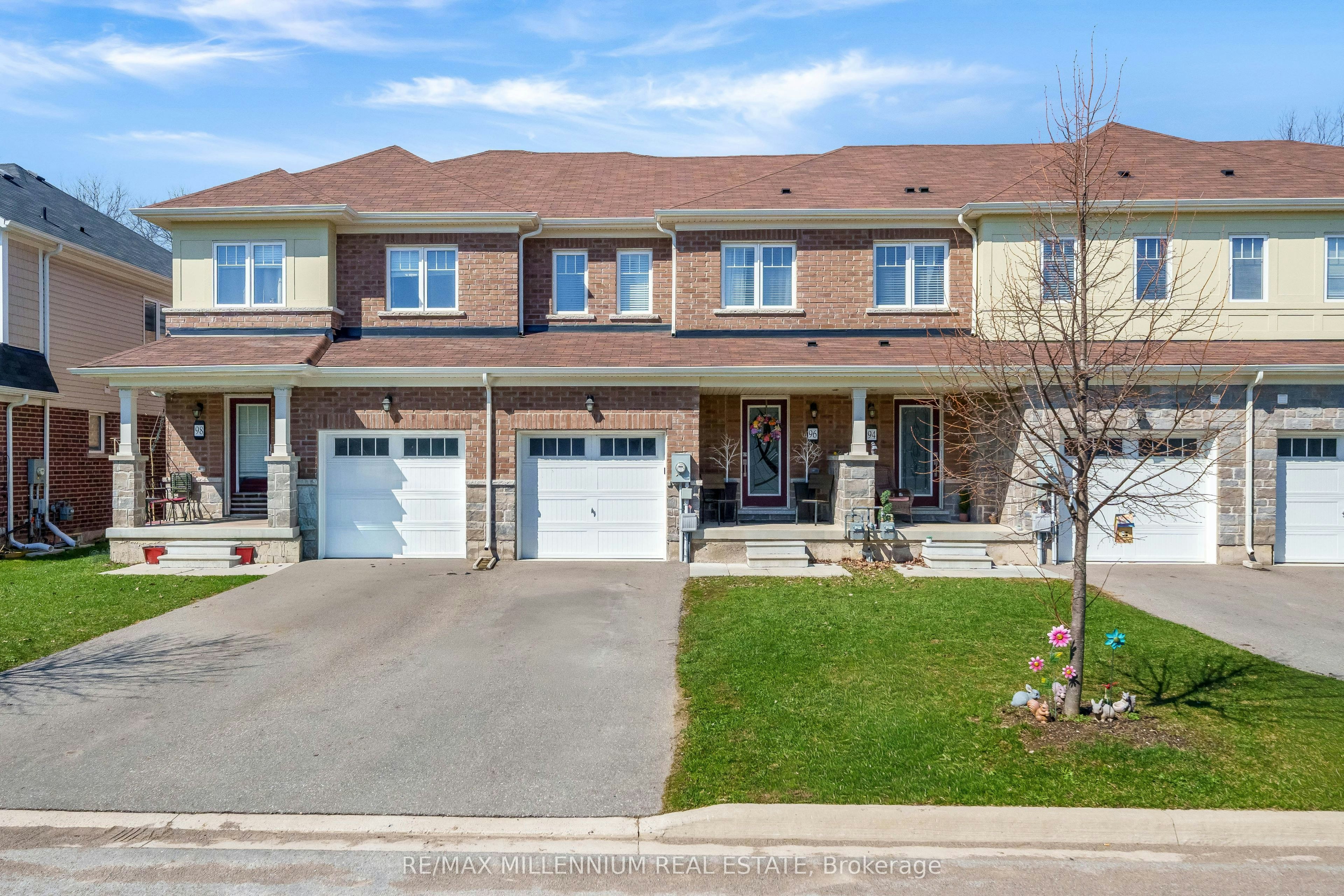 96 Esther Crescent S, Thorold, ON, L3B 0G3