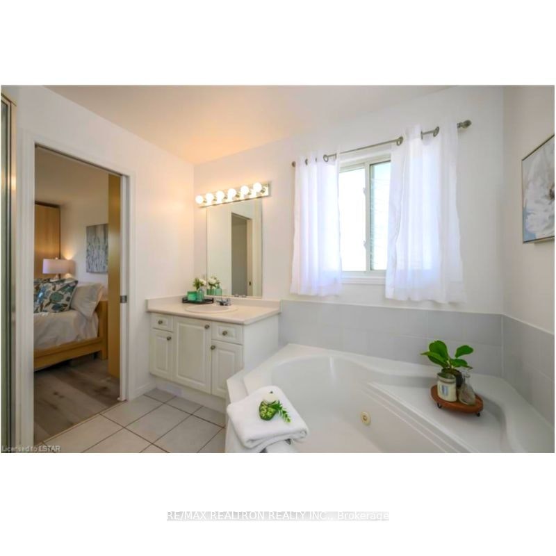 1264 Blackmaple Drive, London, ON, N5Y 5V4 - 19
