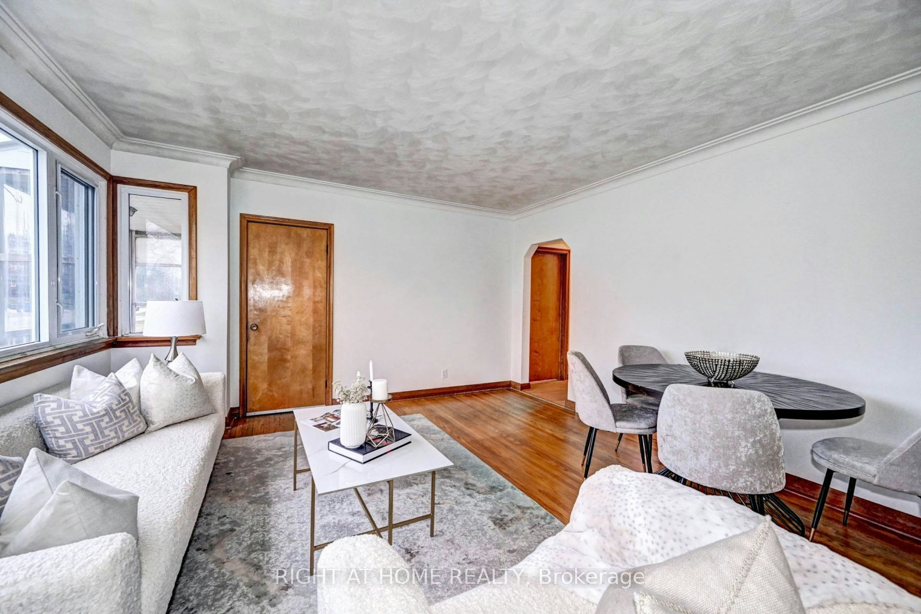 45 Philip Avenue, Guelph, ON, N1E 1R5 - 2