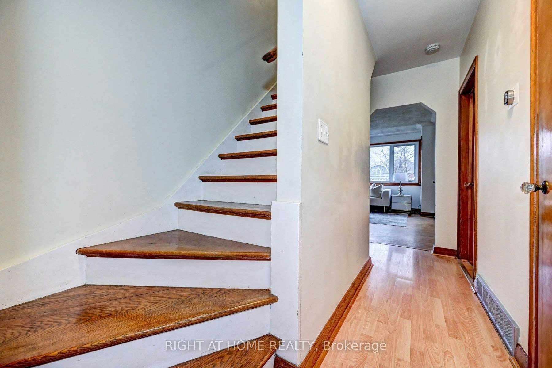 45 Philip Avenue, Guelph, ON, N1E 1R5 - 7