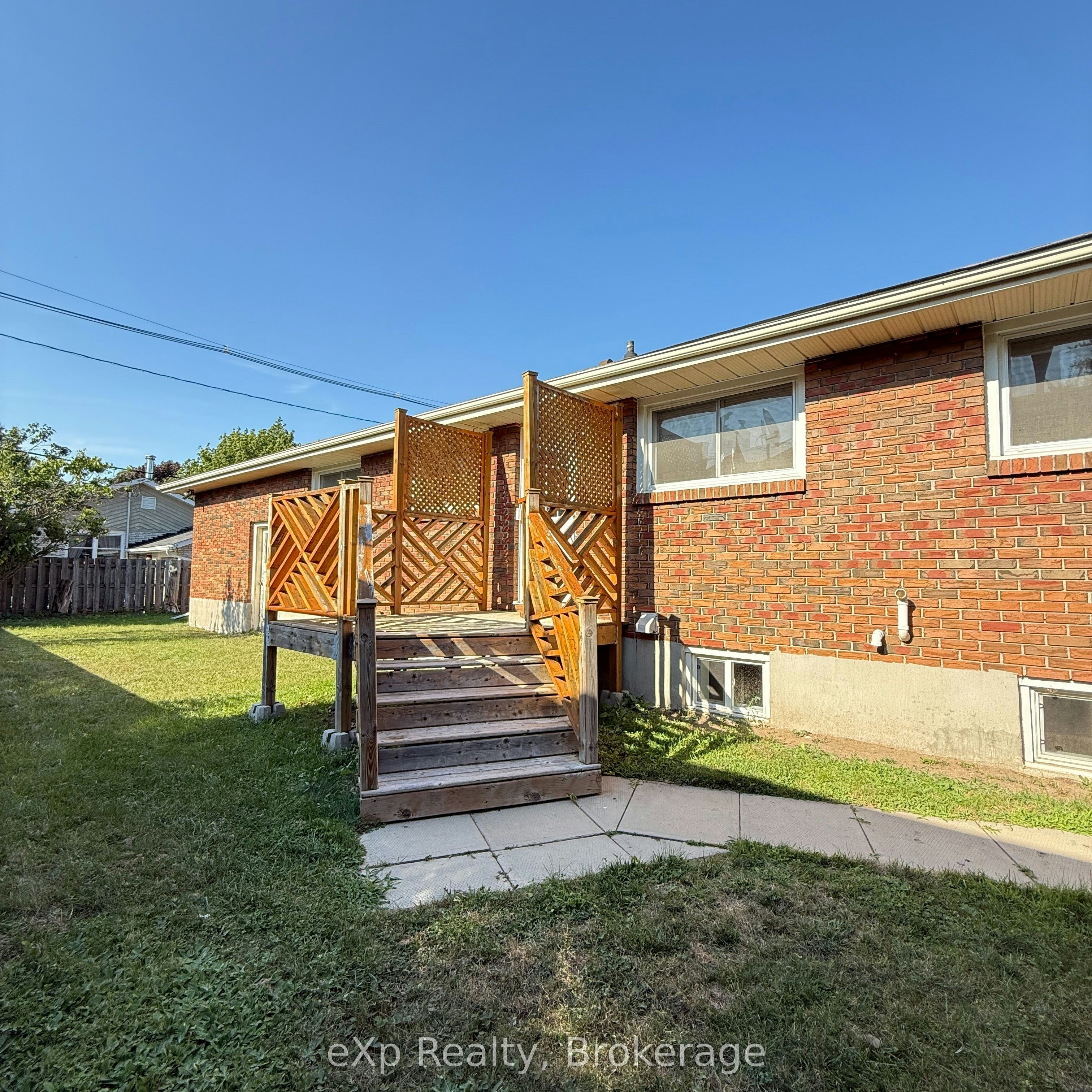 16 Orchard View Drive, Quinte West, ON, K8V 5M8 - 12