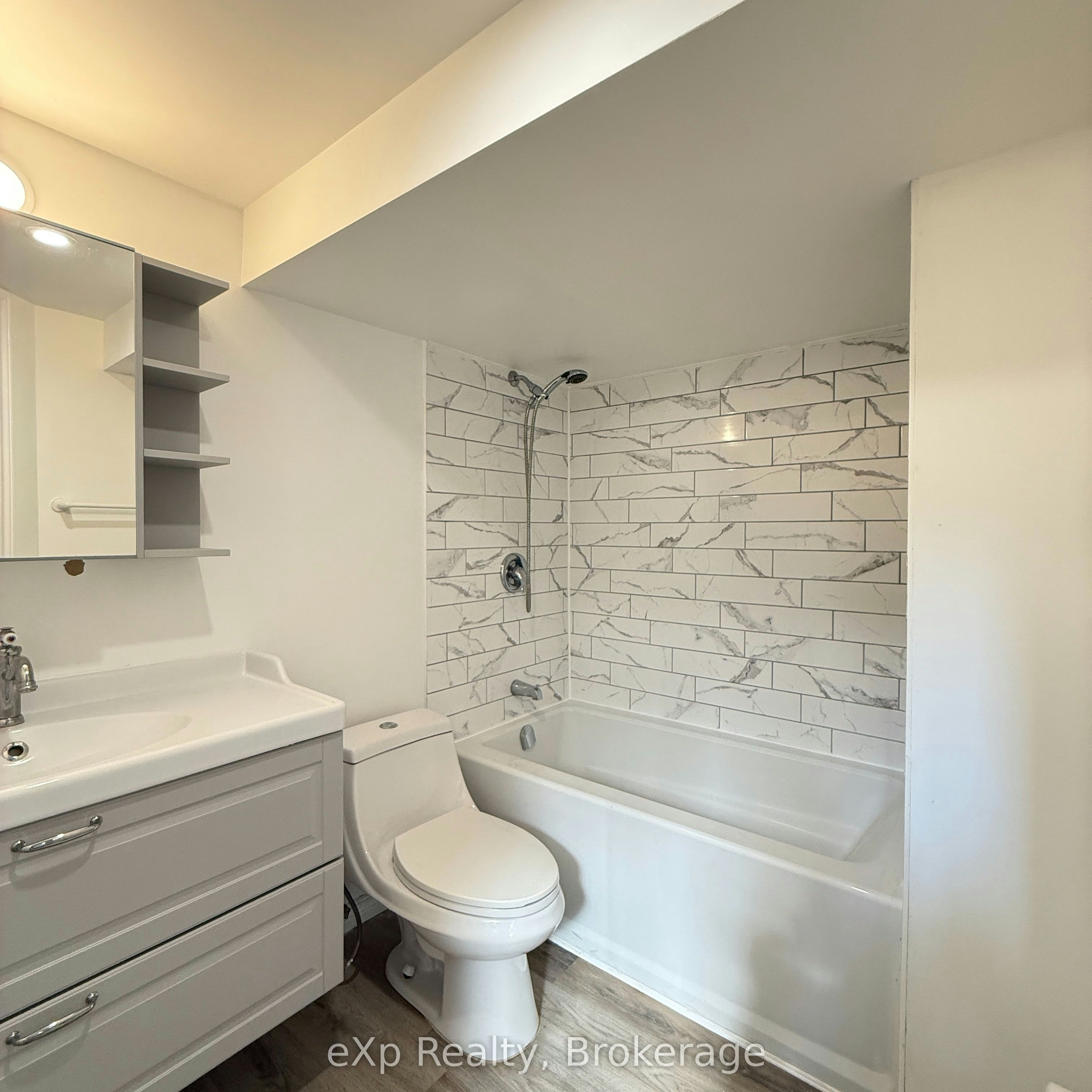 16 Orchard View Drive, Quinte West, ON, K8V 5M8 - 6