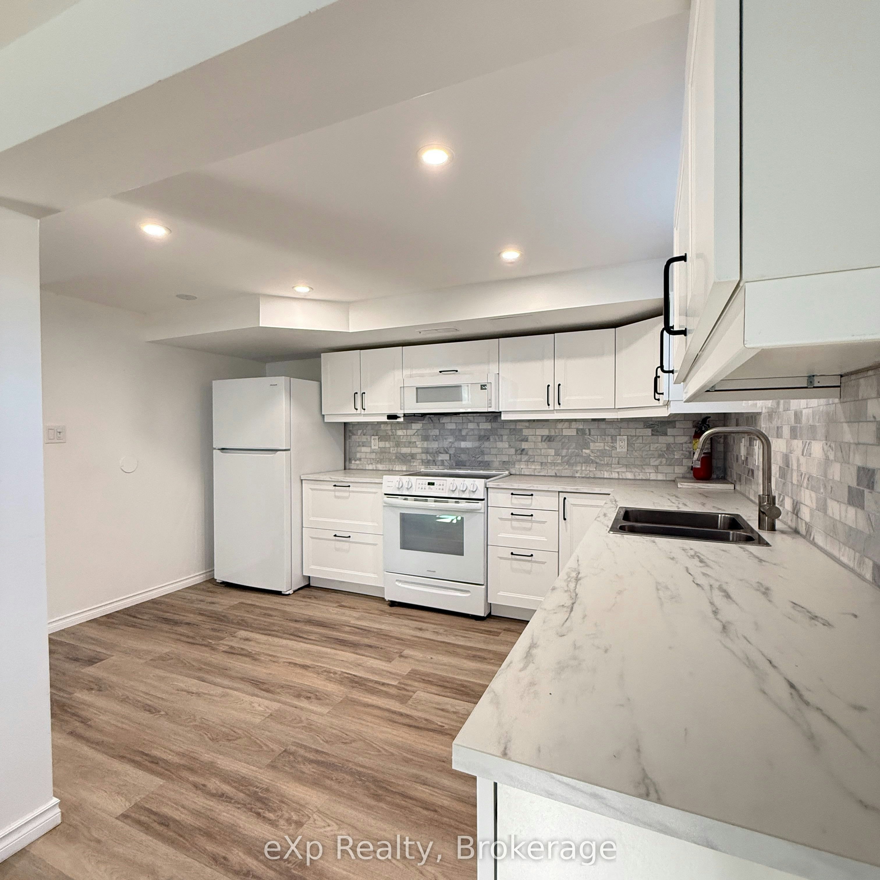16 Orchard View Drive, Quinte West, ON, K8V 5M8