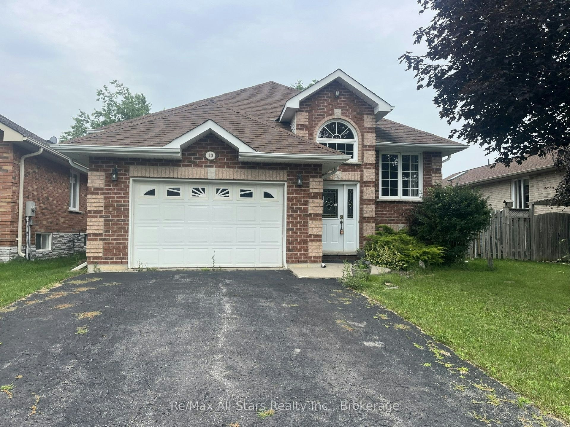20 Eakins Crescent, Kawartha Lakes, ON, K9V 6J9