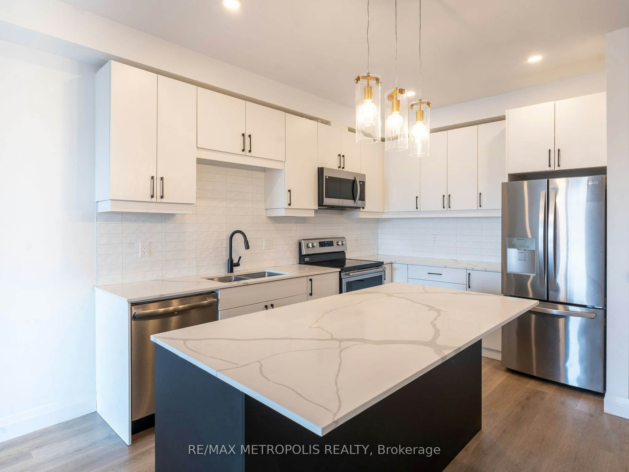 121-3900 Savoy Street, London, ON, N6P 0E3 - 4