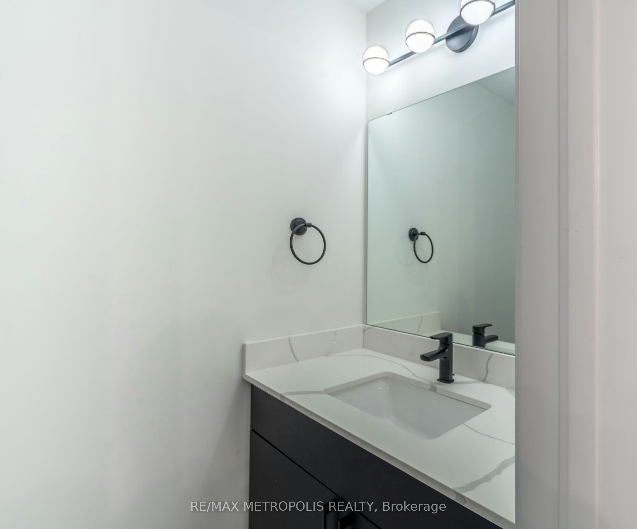 121-3900 Savoy Street, London, ON, N6P 0E3 - 9
