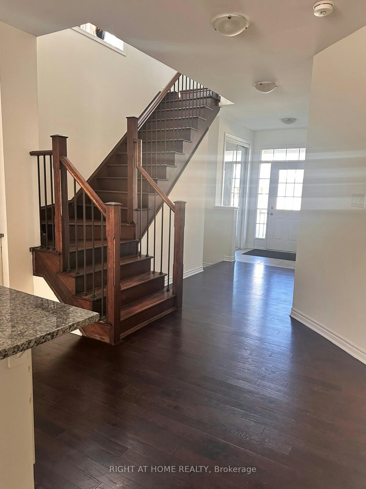 516 Equestrian Way, Cambridge, ON, N3E 0B5 - 3