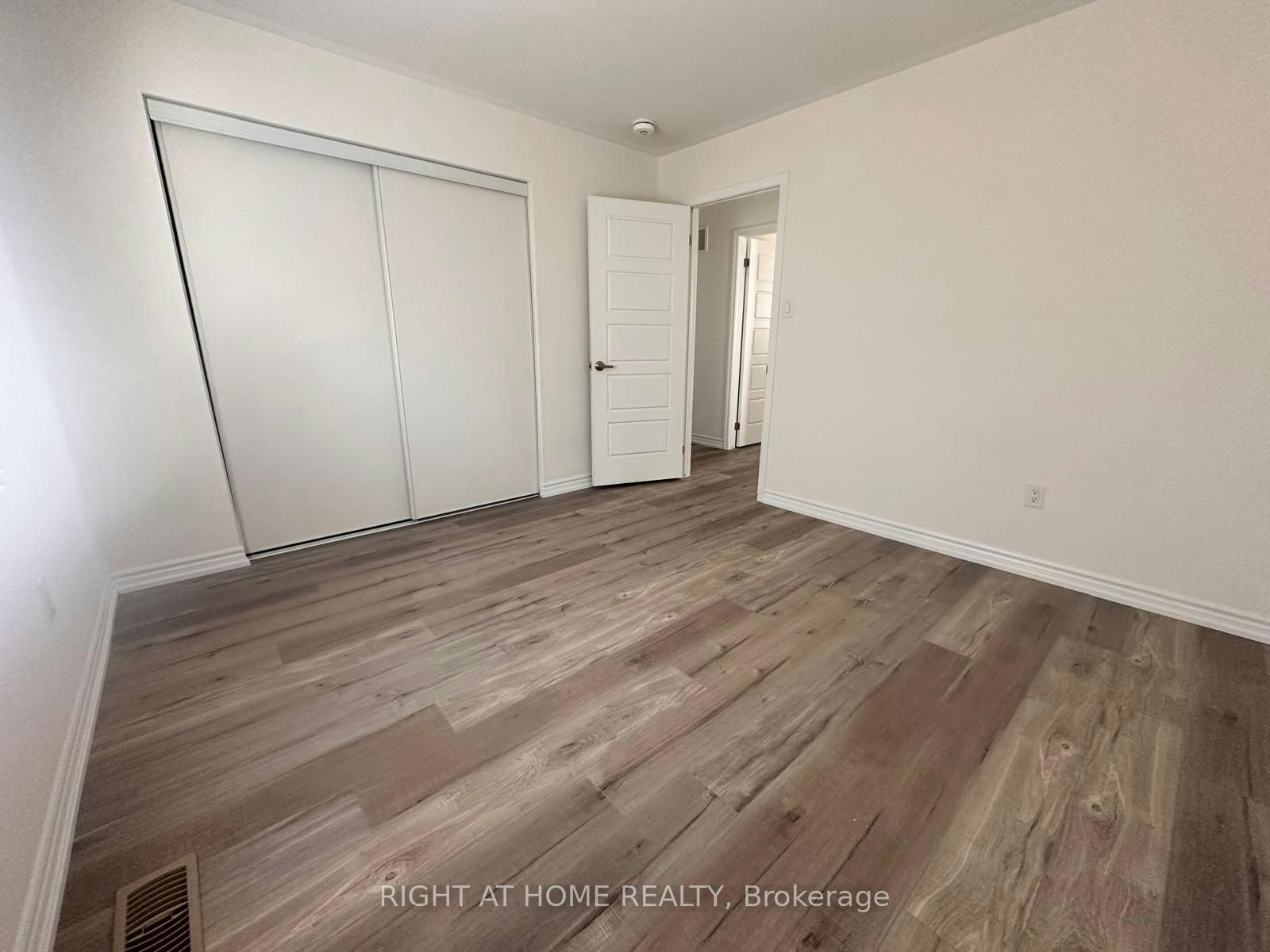 516 Equestrian Way, Cambridge, ON, N3E 0B5 - 24