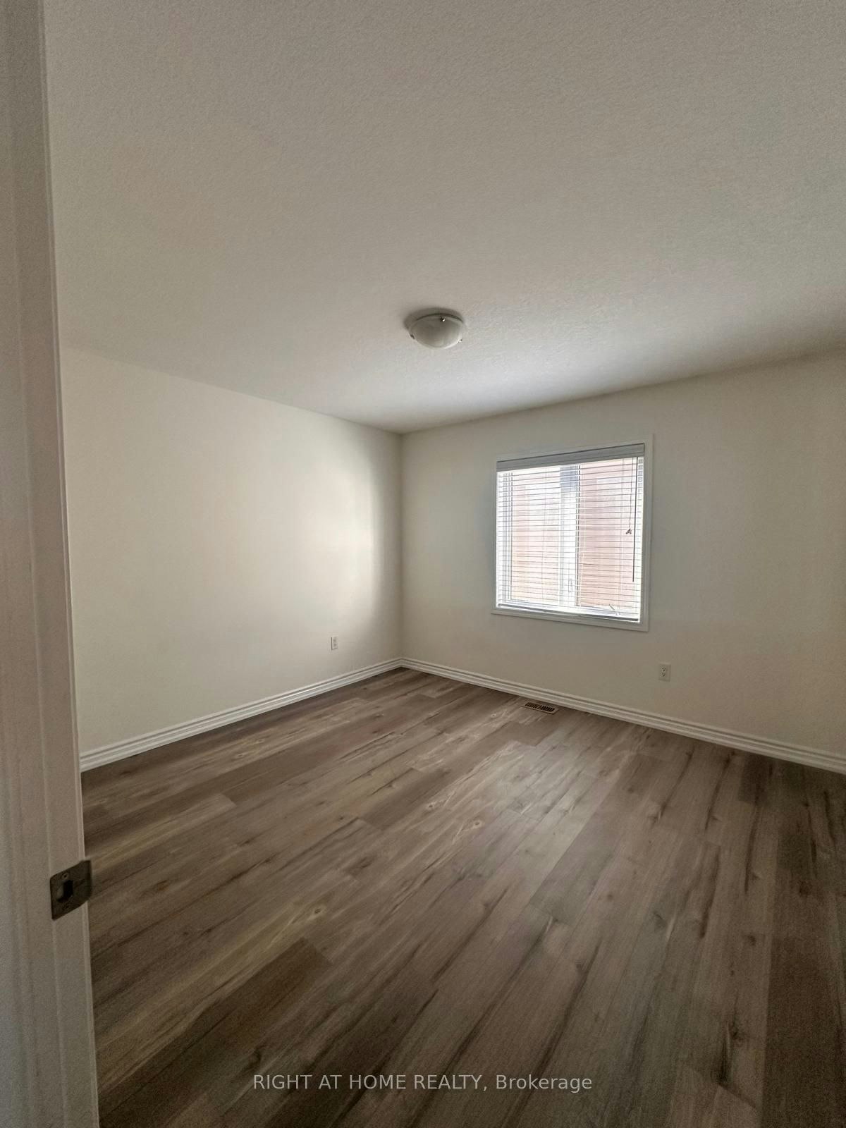 516 Equestrian Way, Cambridge, ON, N3E 0B5 - 17