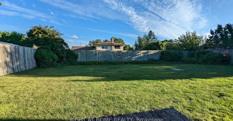 Lower Unit-43 Glenayr Place, Welland, ON, L3C 3M6 - 2