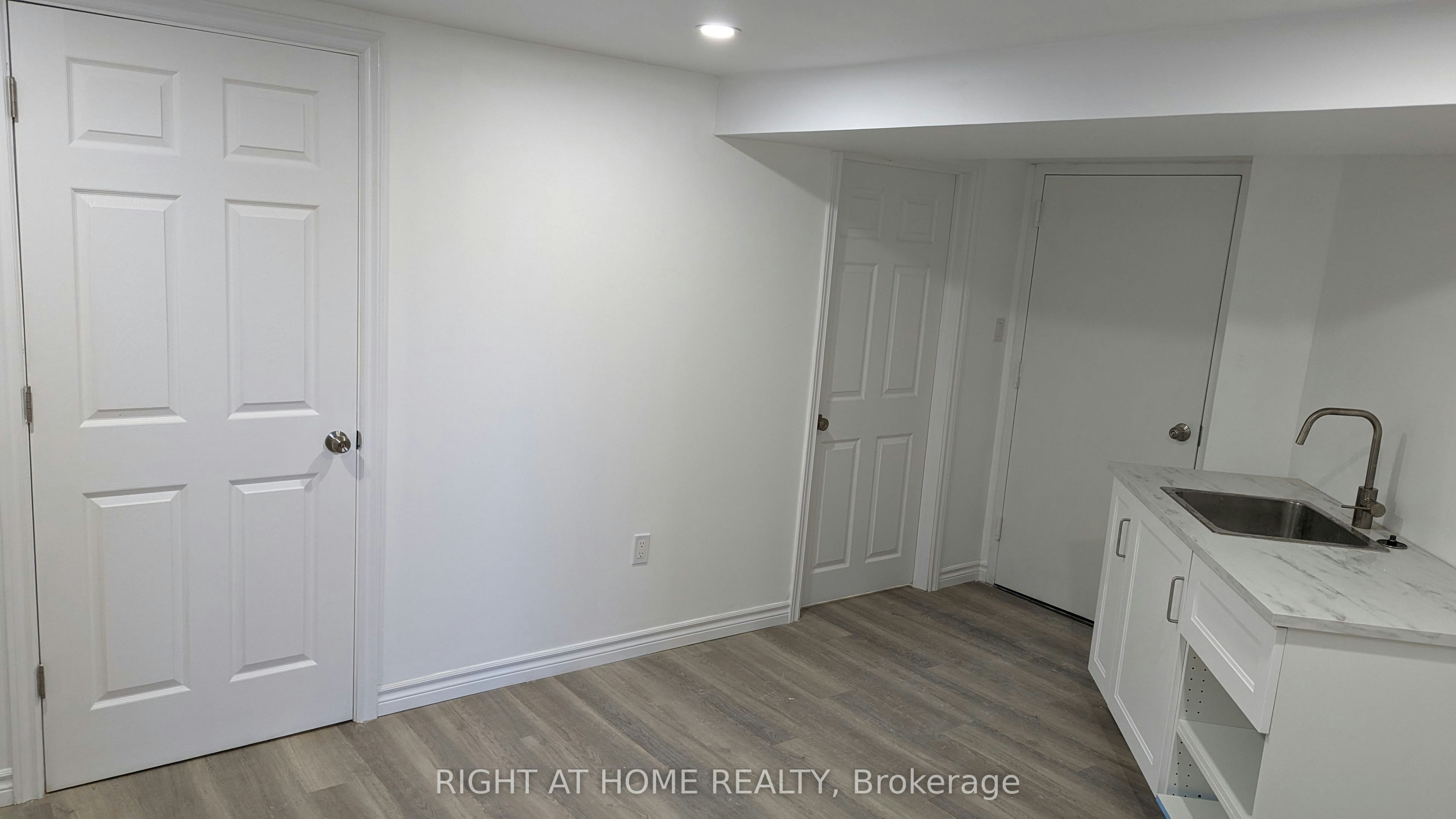 Lower Unit-43 Glenayr Place, Welland, ON, L3C 3M6 - 10