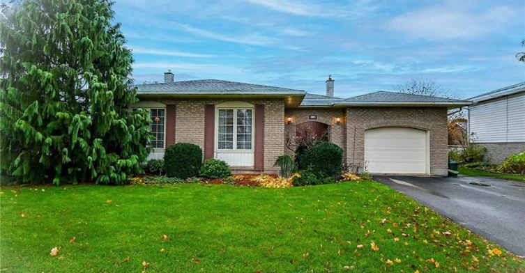Lower Unit-43 Glenayr Place, Welland, ON, L3C 3M6