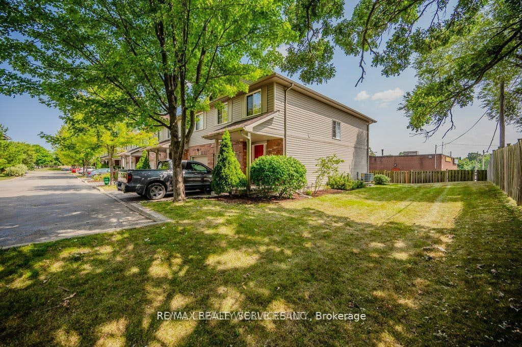 17-120 Dudhope Avenue, Cambridge, ON, N1R 4T7 - 10