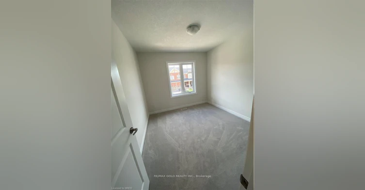 27 Stonehill Avenue, Kitchener, ON, N2R 1R7 - 11