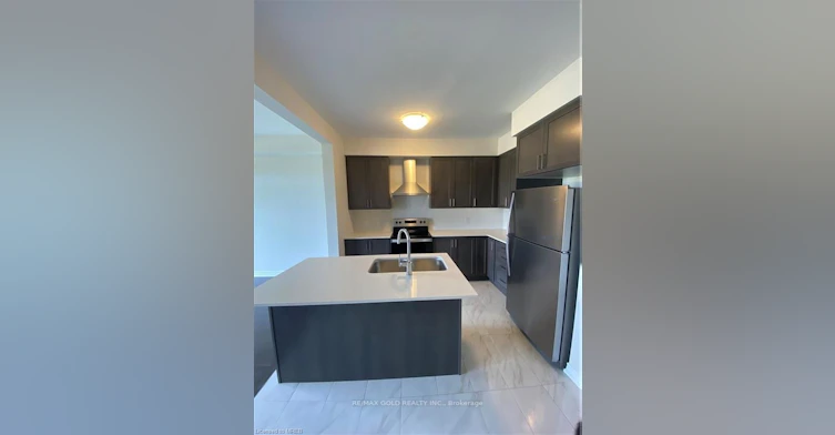 27 Stonehill Avenue, Kitchener, ON, N2R 1R7 - 4