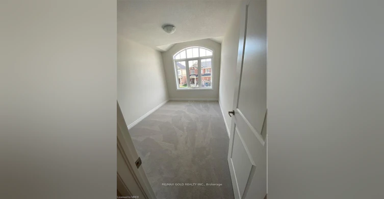 27 Stonehill Avenue, Kitchener, ON, N2R 1R7 - 10