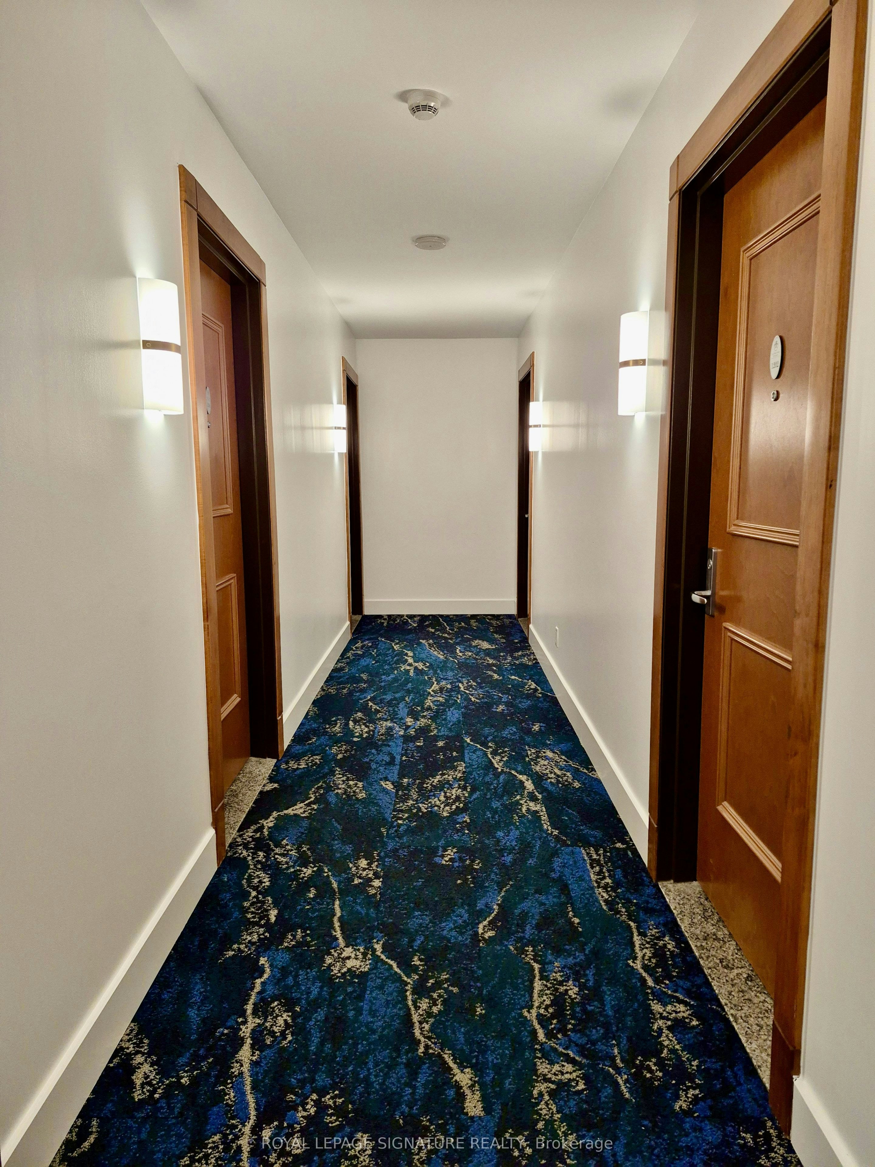 1208-242 Rideau Street, Ottawa, ON, K1N 0B7 - 4