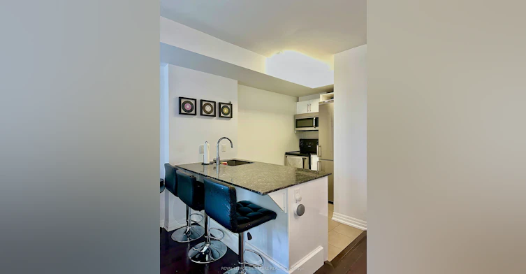 1208-242 Rideau Street, Ottawa, ON, K1N 0B7 - 10