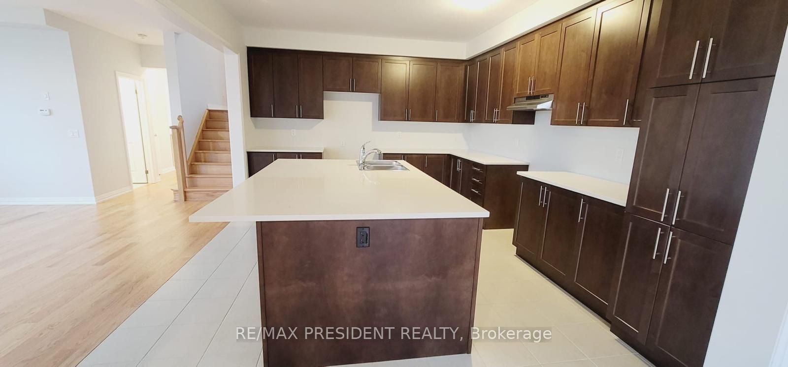 93 Mackay Drive, Woodstock, ON, N4T 0N8 - 6