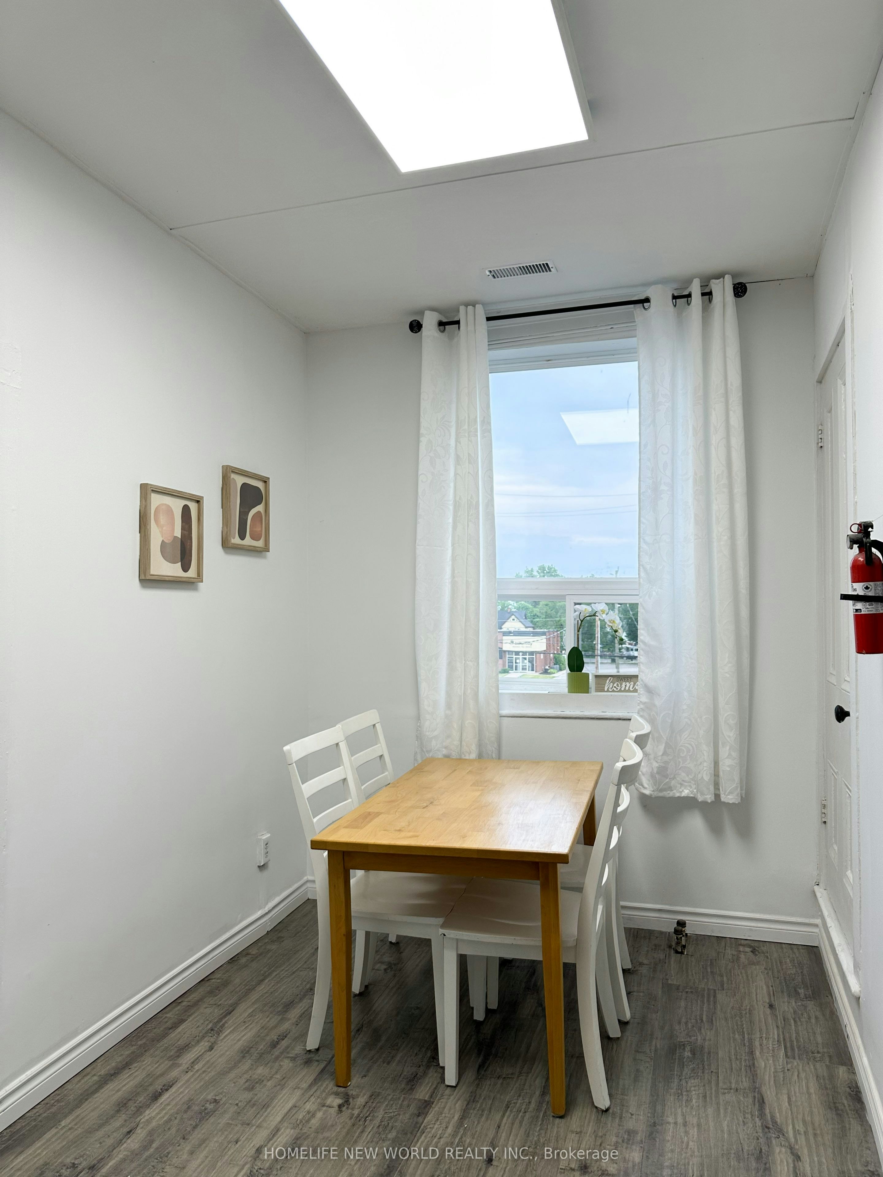 11 King Street E, Cobourg, ON, K9A 1K6 - 8