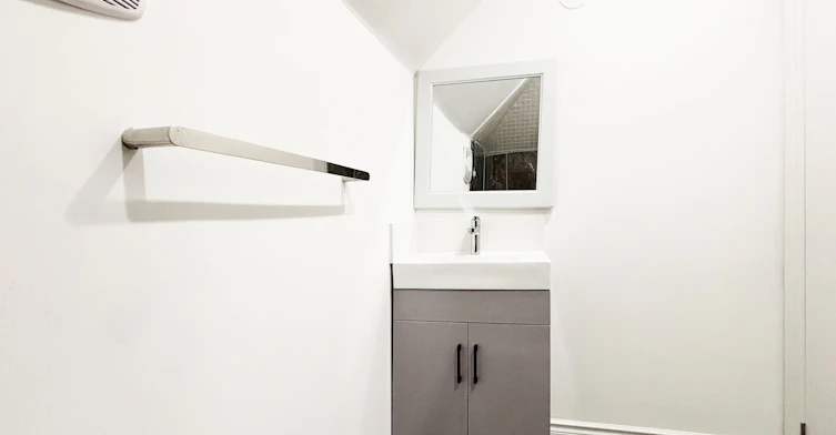Upper-11 Holton Avenue N, Hamilton, ON, L8L 6H3 - 41