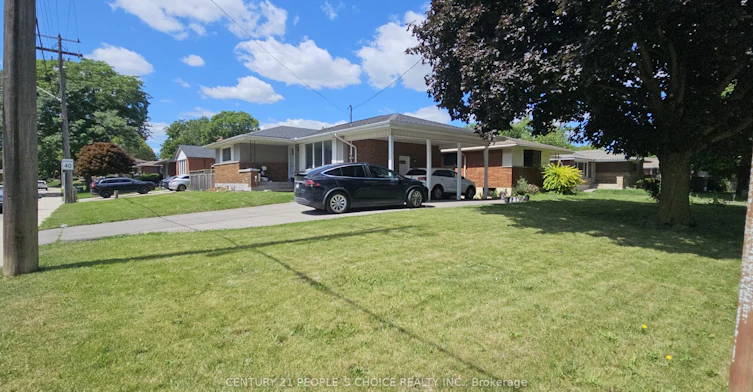98 Lynbrook Drive, Hamilton, ON, L9C 2K9 - 2