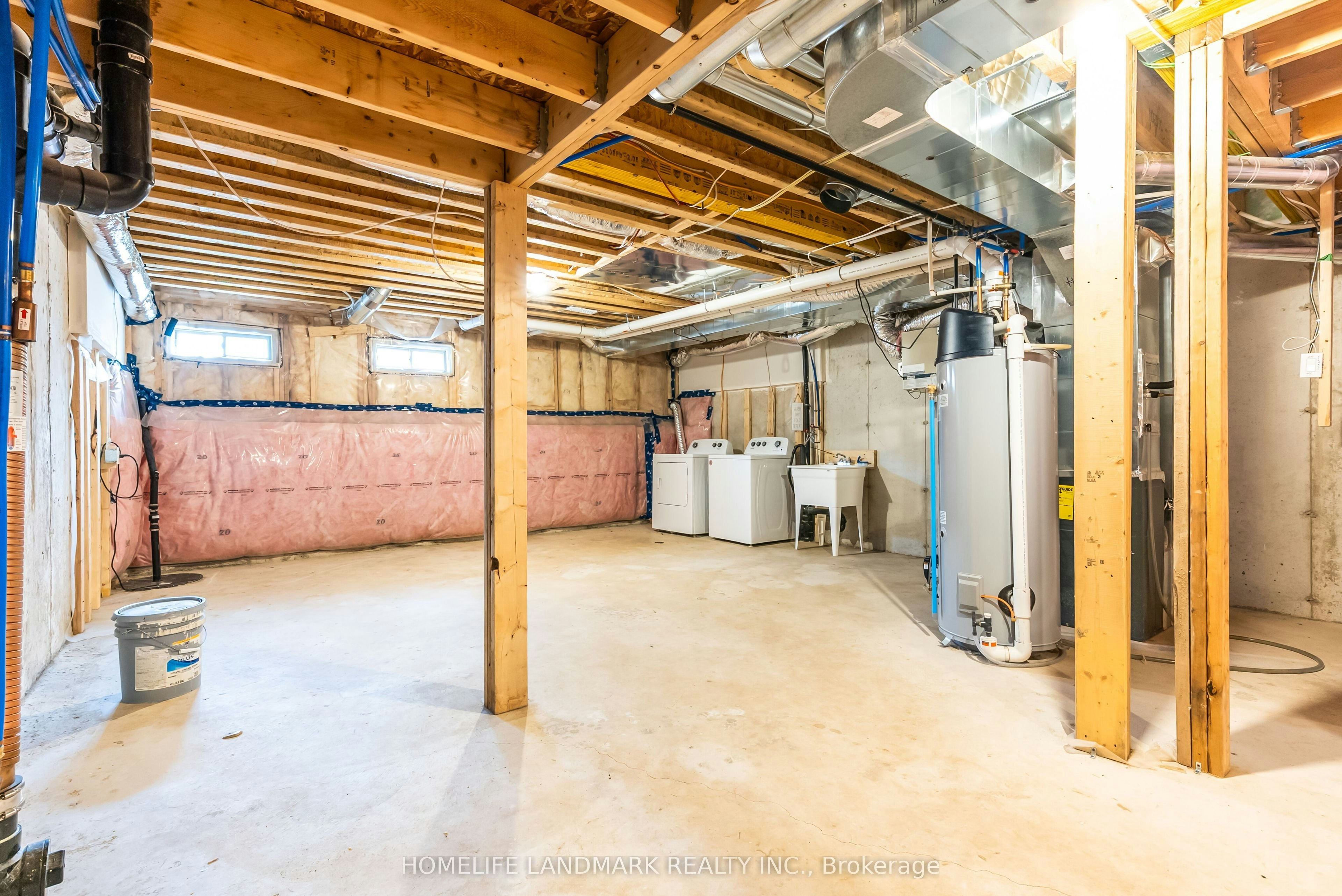 21 Sapphire Way, Thorold, ON, L0S 1A0 - 36