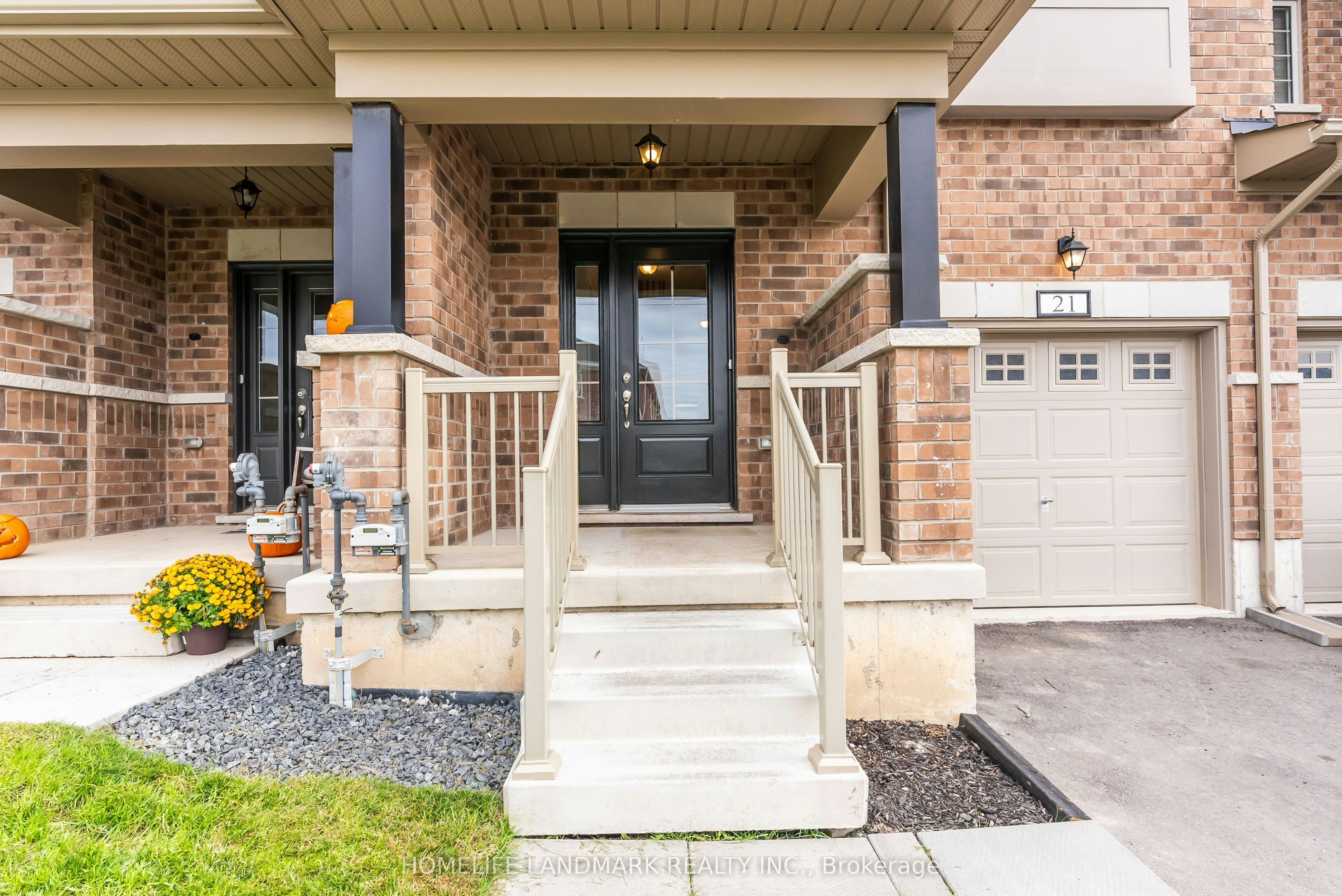21 Sapphire Way, Thorold, ON, L0S 1A0 - 4