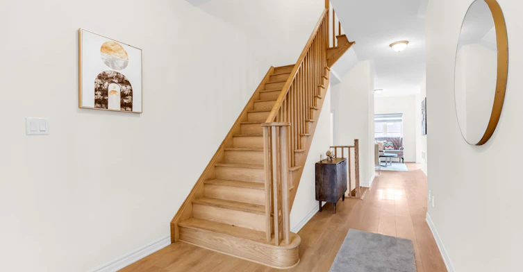 21 Sapphire Way, Thorold, ON, L0S 1A0 - 21