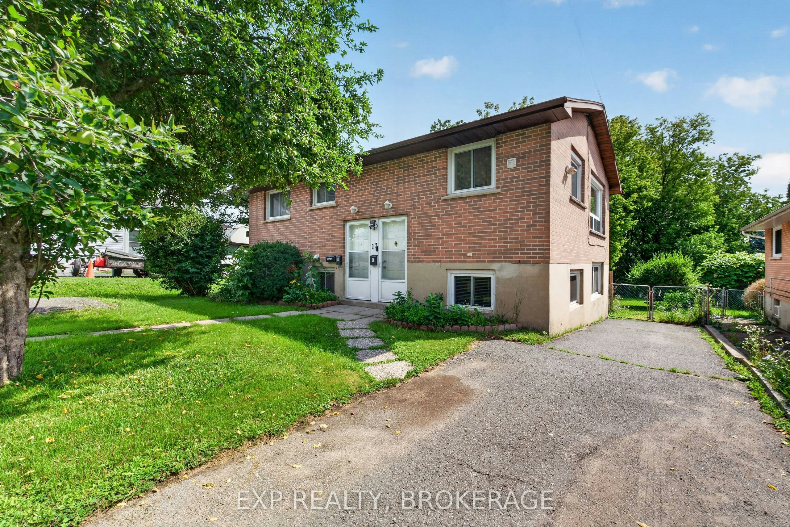 17 Shaw Street, Kingston, ON, K7K 4Y5